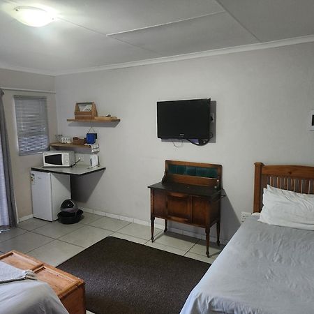 Mimosa Guesthouse Колсберґ Екстер'єр фото